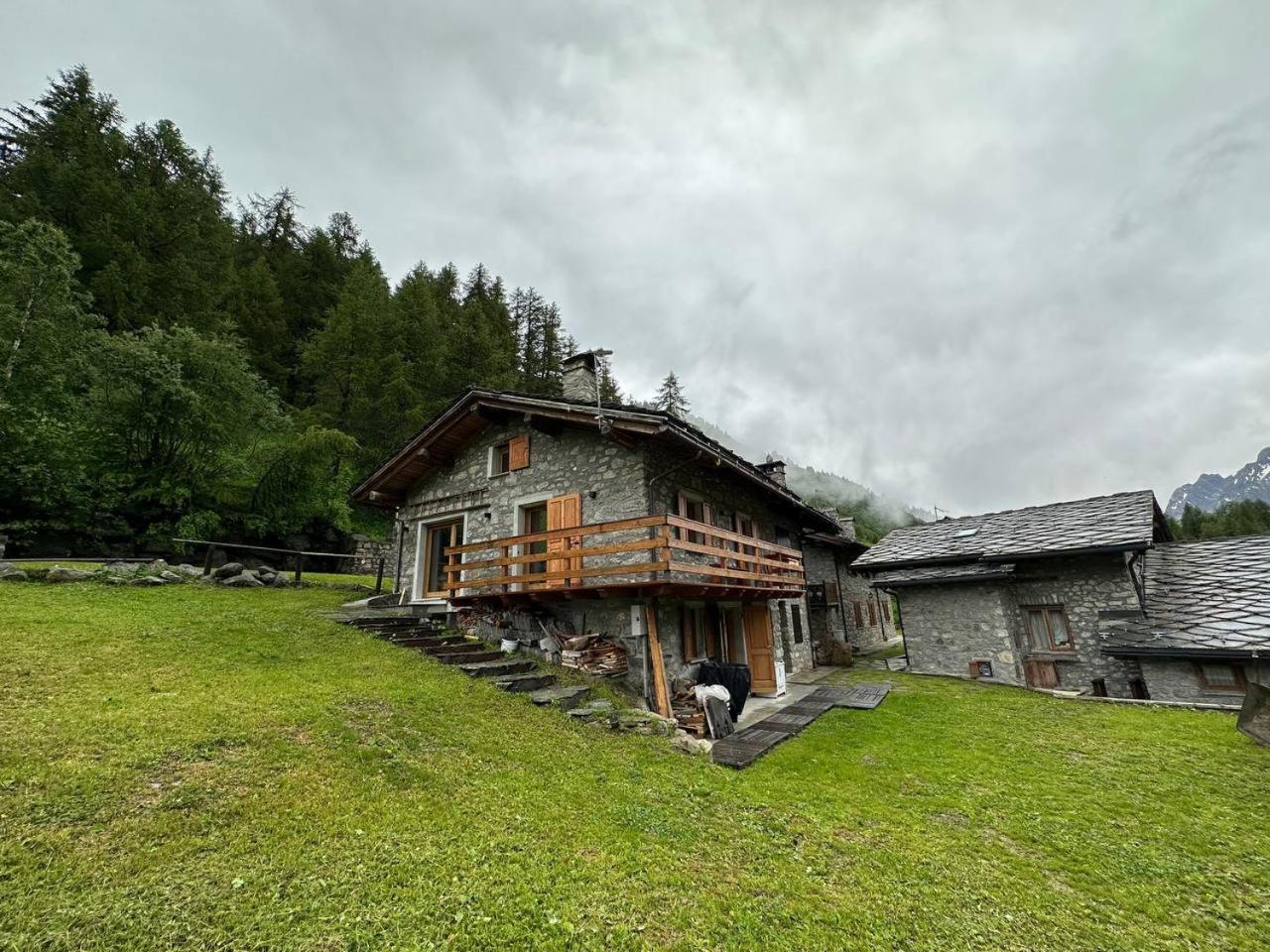 Chalet Val Ferret Cir 0246 Courmayeur Exterior photo